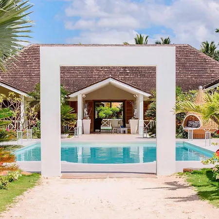 Tracadero Beach Resort-3